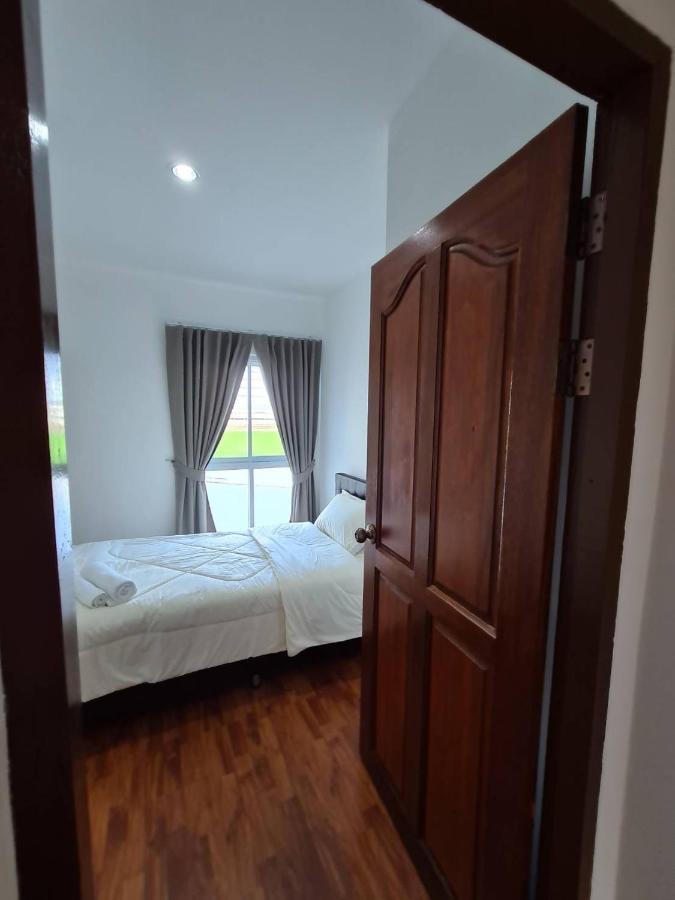 Yyk Holiday Rooms Ban Khlong Krang Exterior photo